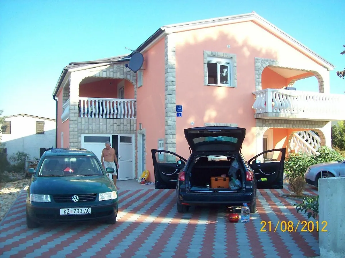Apartments With A Parking Space Vir - 17422 Croatia